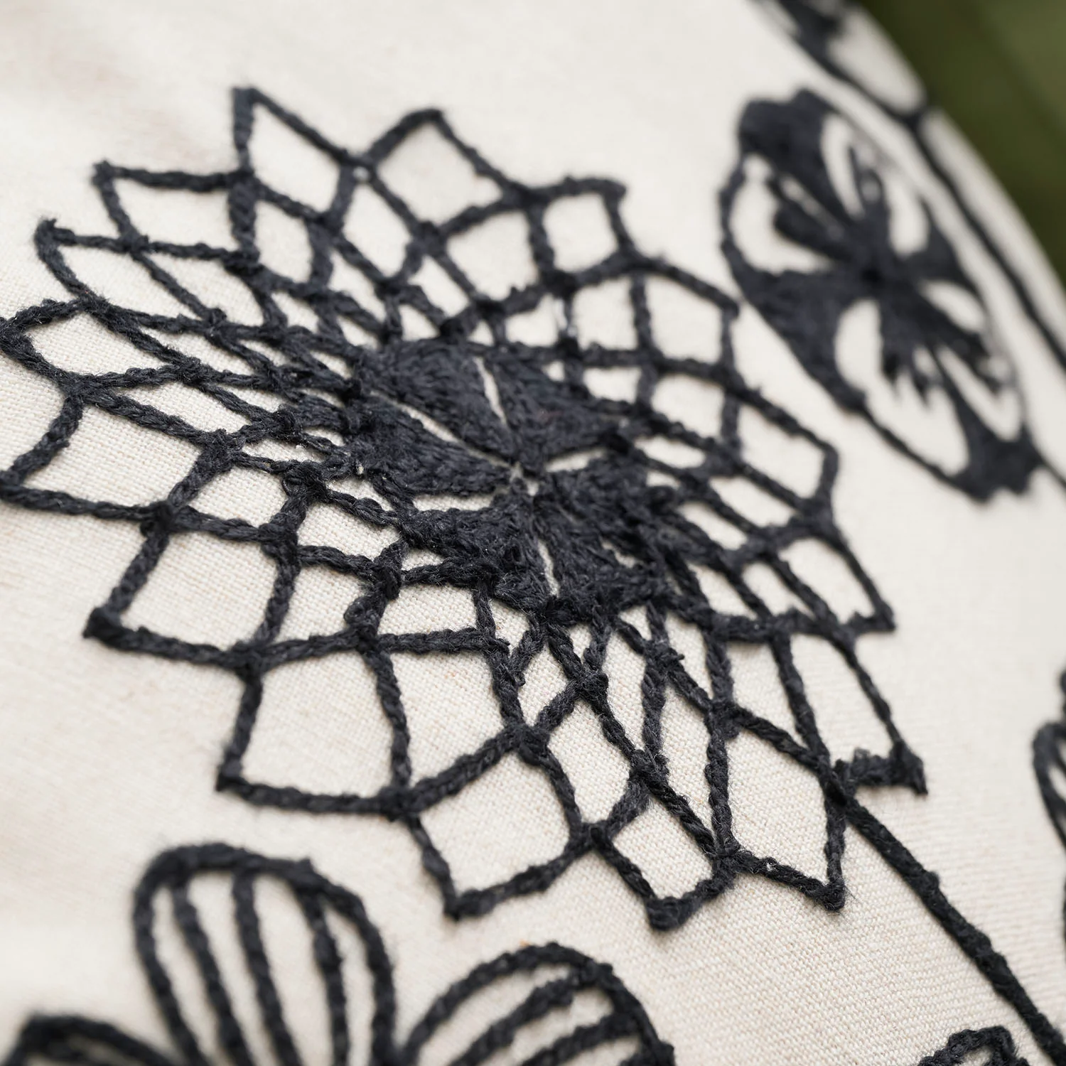 [Kokka Lifestyle] Bookhou Embroidered Cushion Cover - Ecru - Image 6