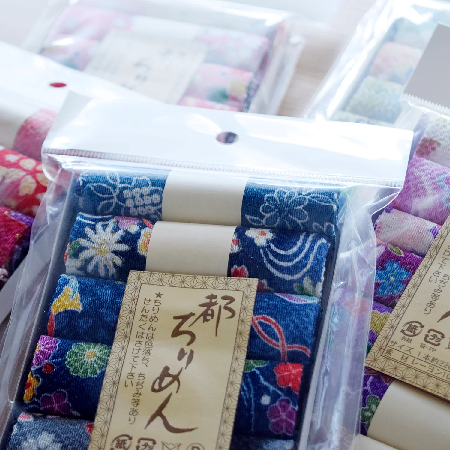 Chirimen Mini Cloth Pack - Floral Patterns - Image 3