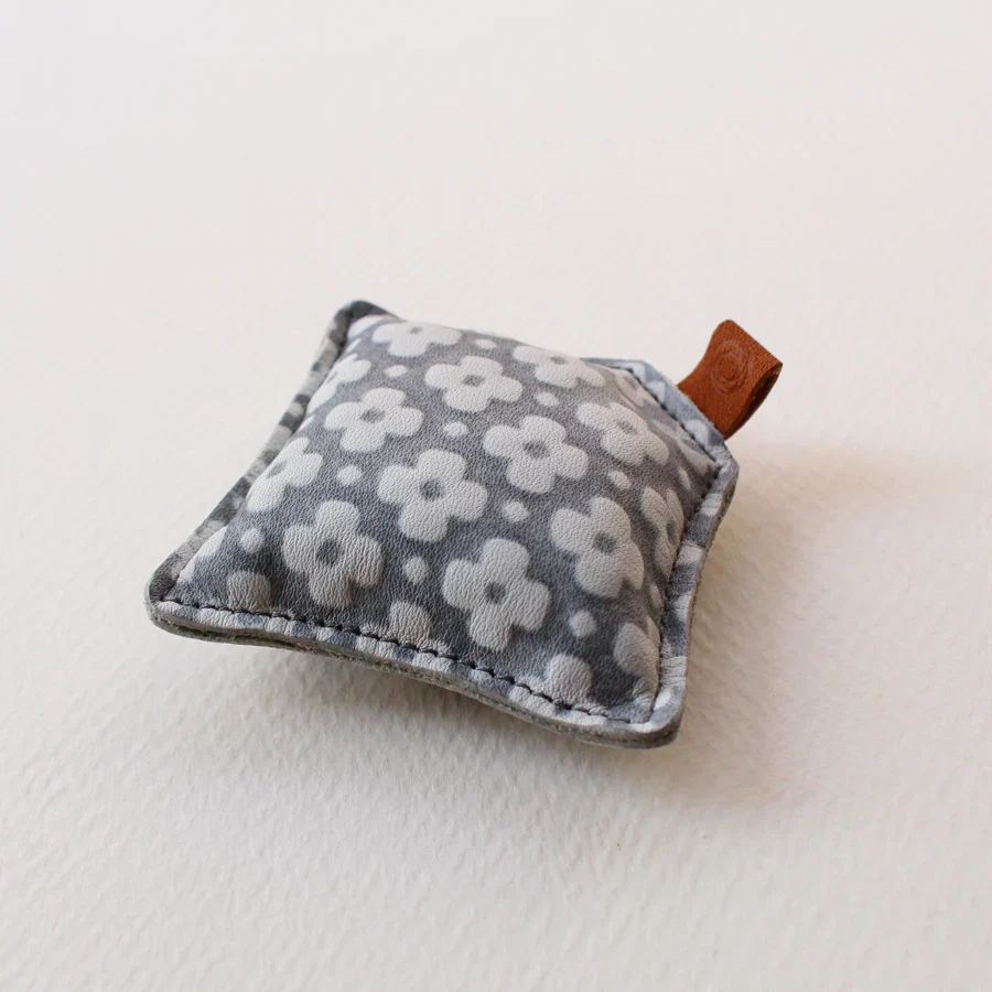 Cohana Leather Covered Paperweight - Image 12