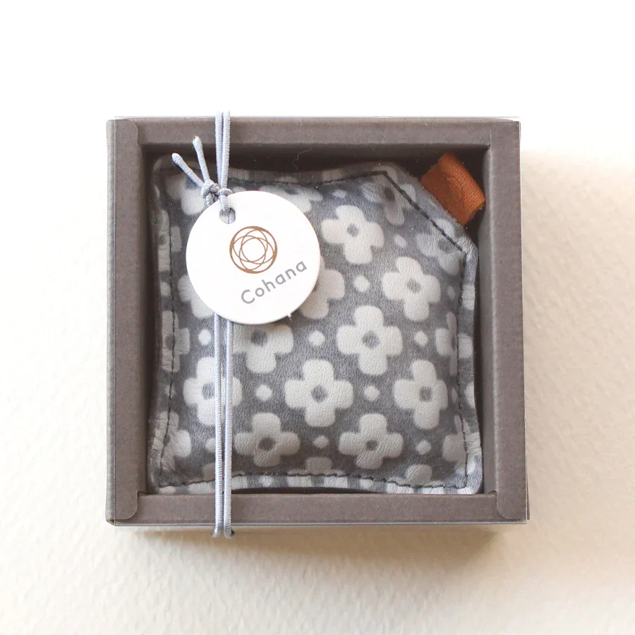 Cohana Leather Covered Paperweight - Image 13