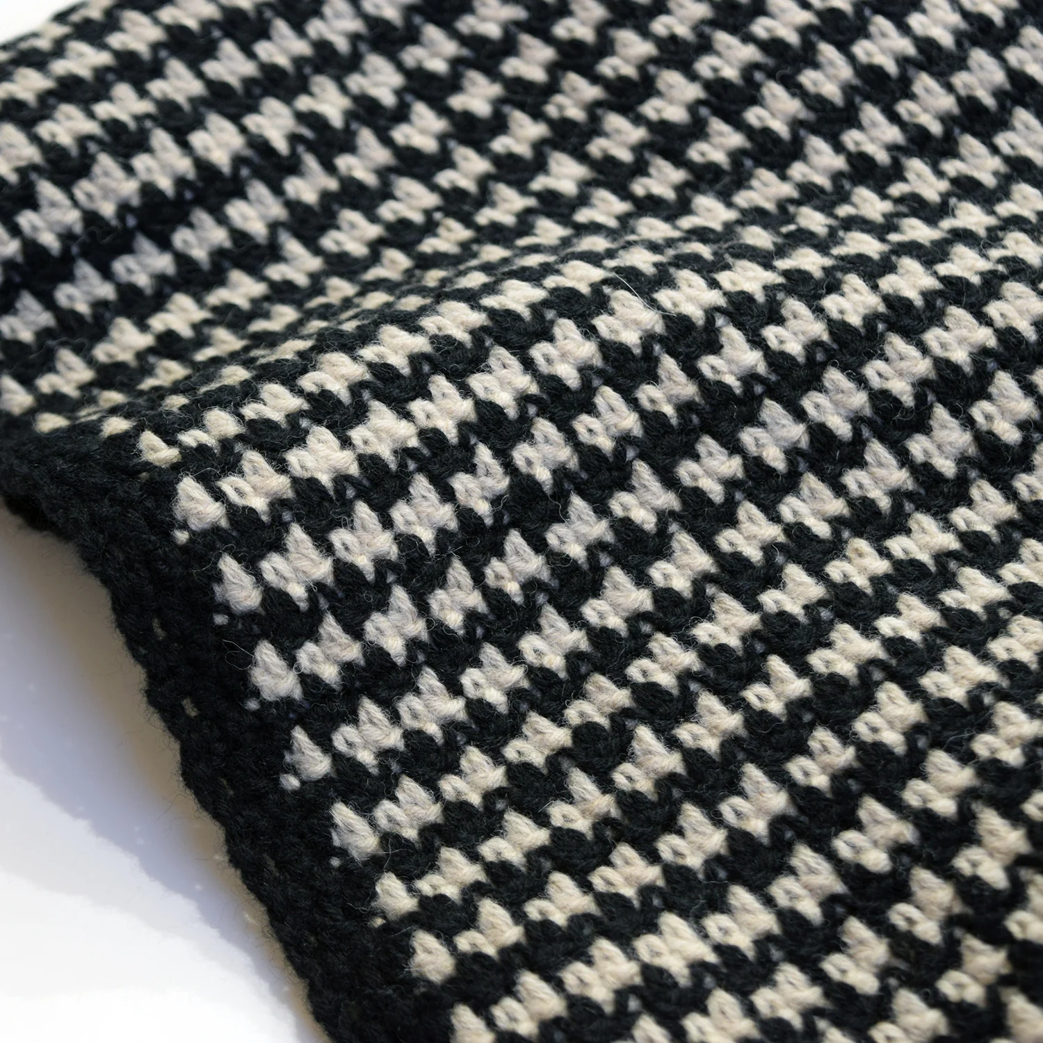 Daruma Airy Wool Alpaca Yarn - Image 9