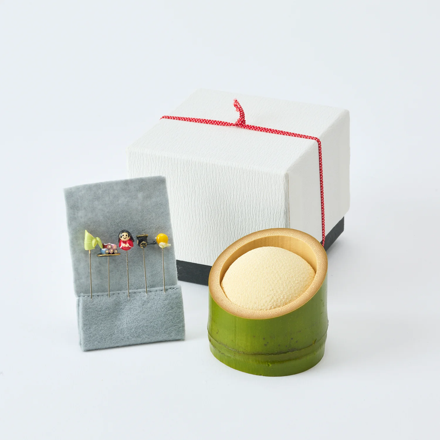 Folk Tale Kaguyahime Marking Pins & Pincushion - Image 4
