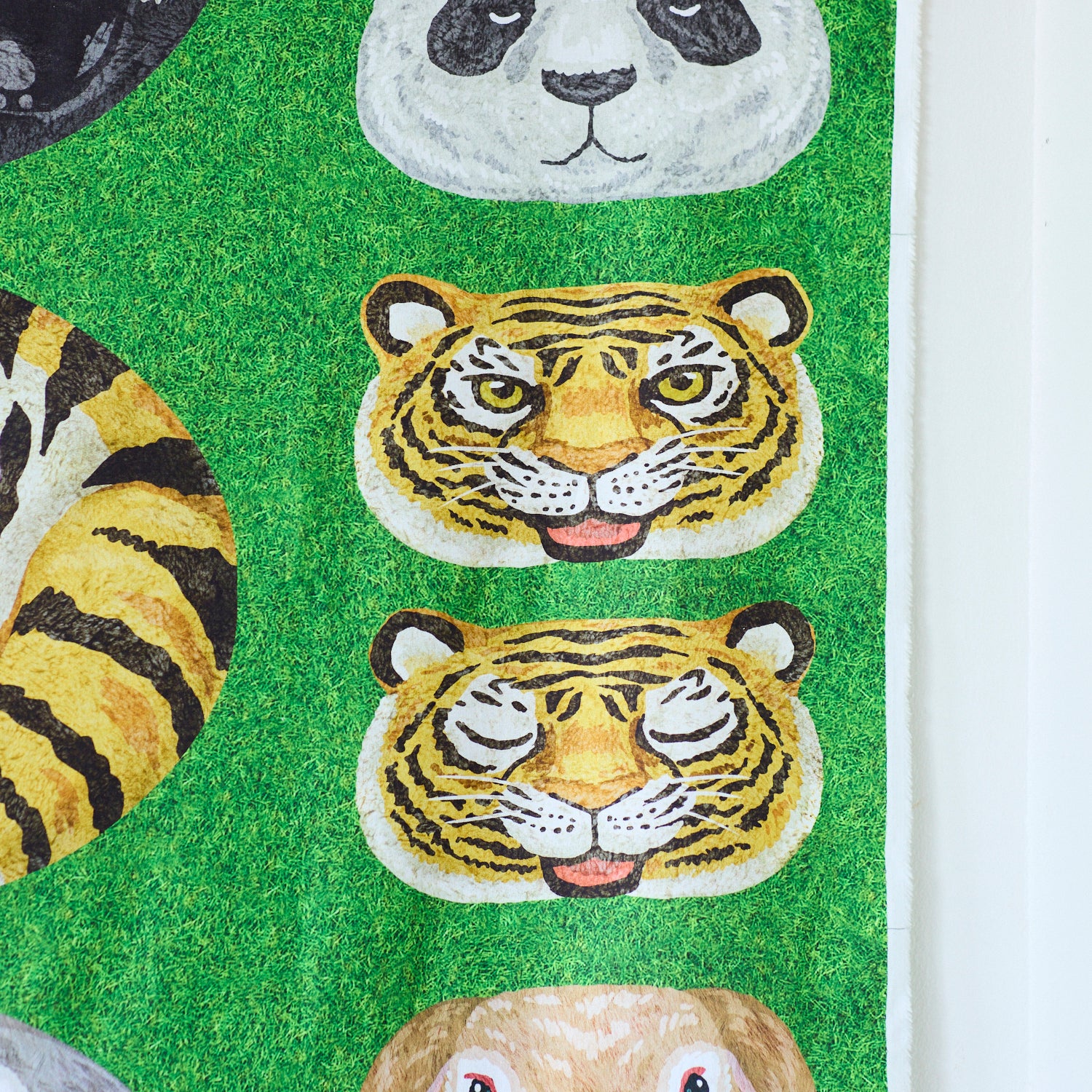 Home Deco Round Animals Grass Sheeting YGA-76050-2 - Image 7
