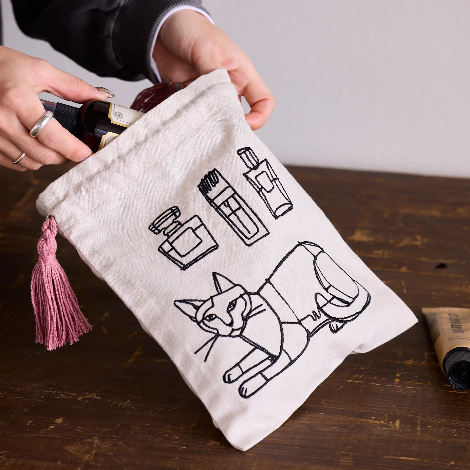 [Kokka Lifestyle] +HAyU Drawstring Pouch L - Image 2
