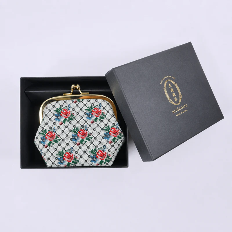 Nishijin-ori Woven Clasp Pouch - Image 5