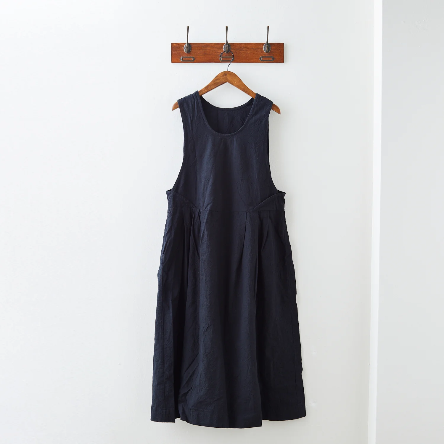 Nuno to Mono Cotton Linen Washed Canvas - Black YKA-510-1 - Image 4