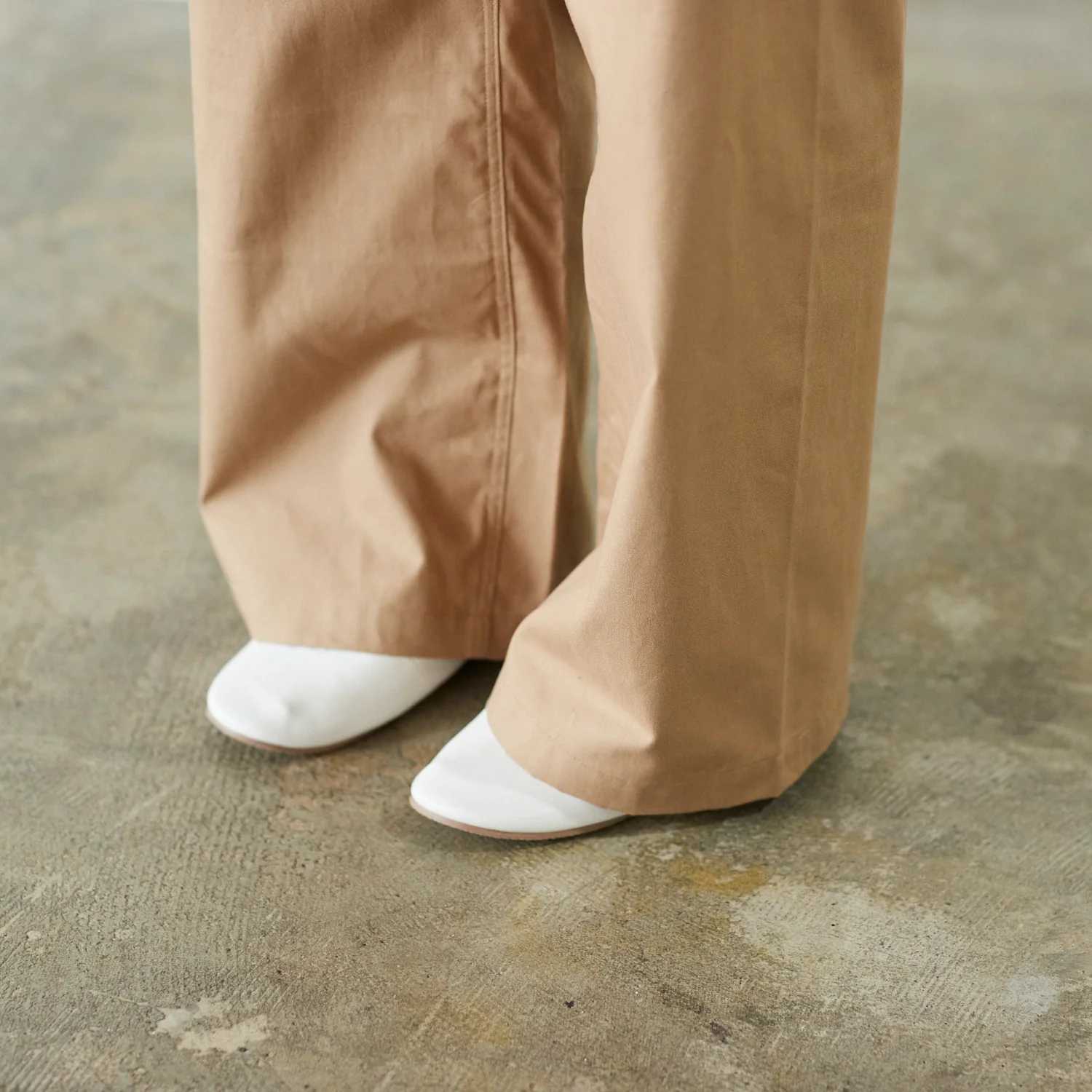Organic Cotton Oxford - Light Brown - Image 7