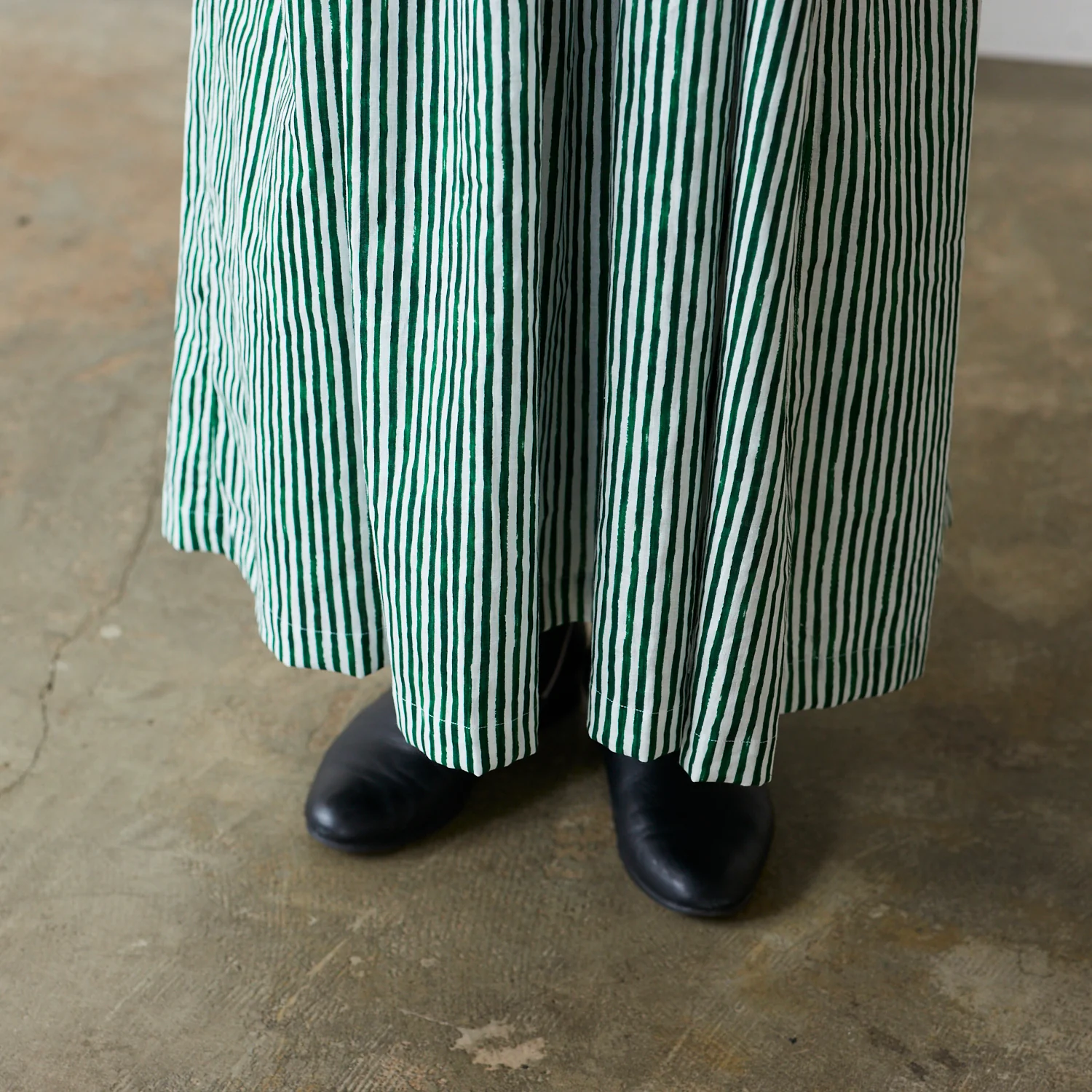 Shima Shima Stripe Linen Cotton Sheeting - Green TC-1050-1 - Image 7