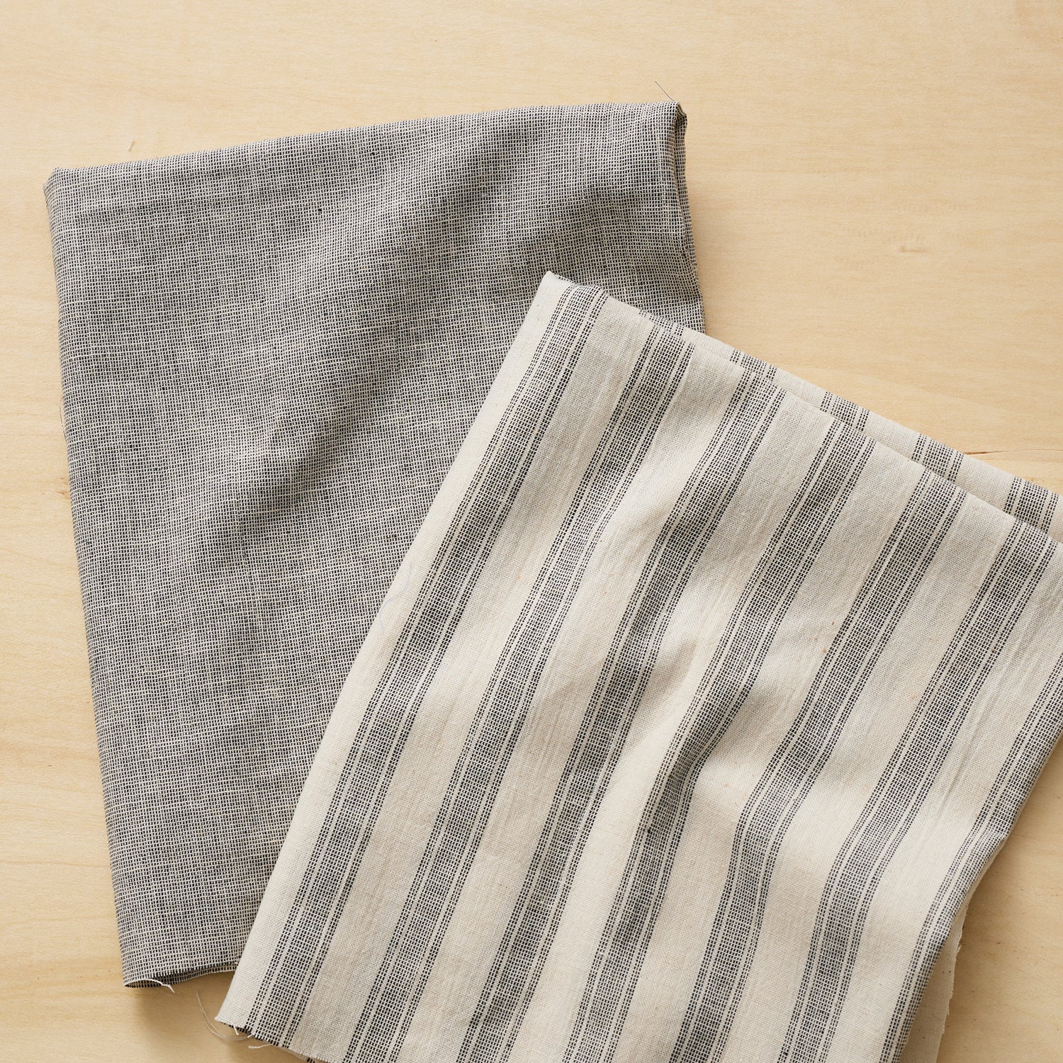Yarn Dyed Cotton Linen Poplin - Fine Check - Image 4