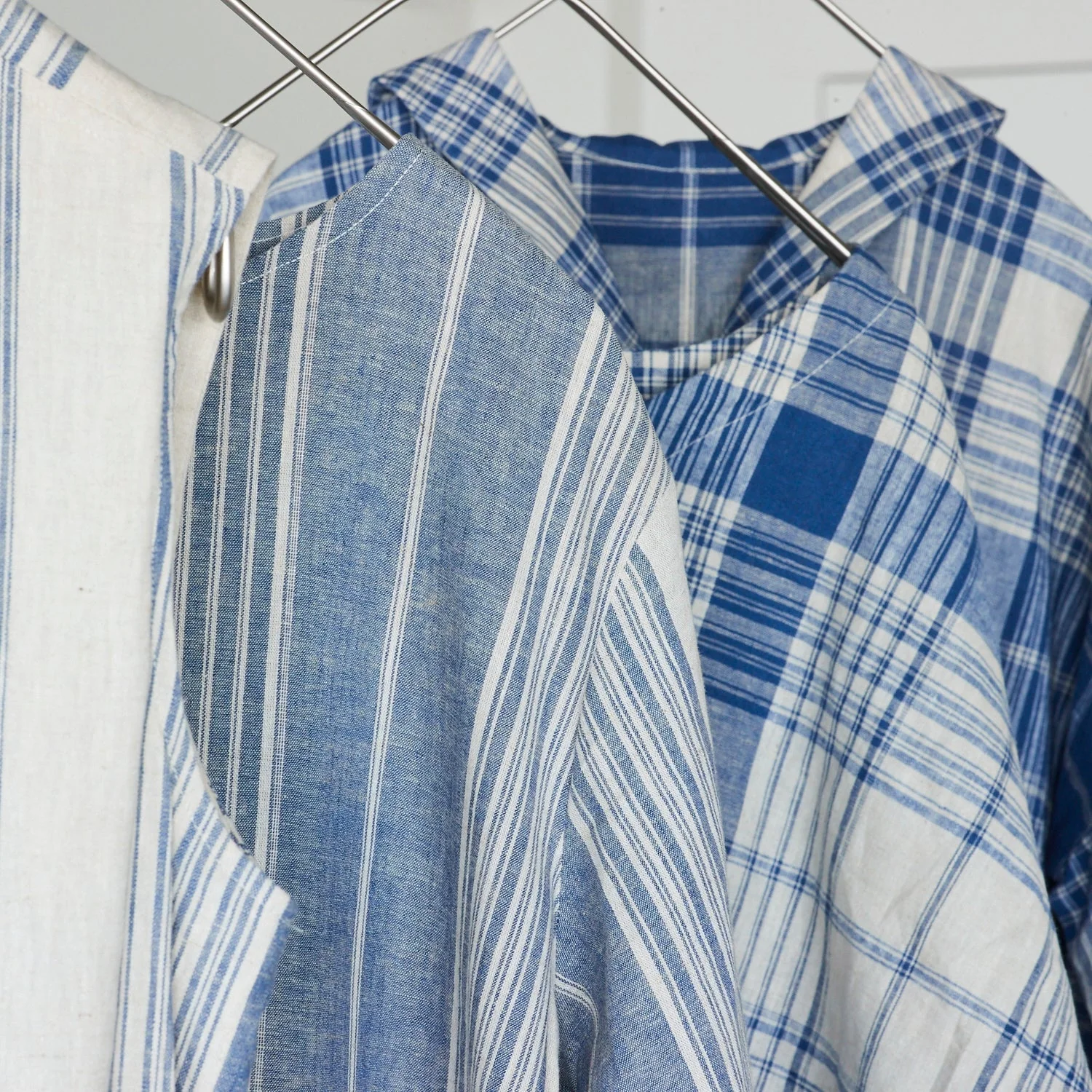 Yarn Dyed Linen Cotton Blend Banshu-ori Stripe Fabric - Blue x Off White - Image 8