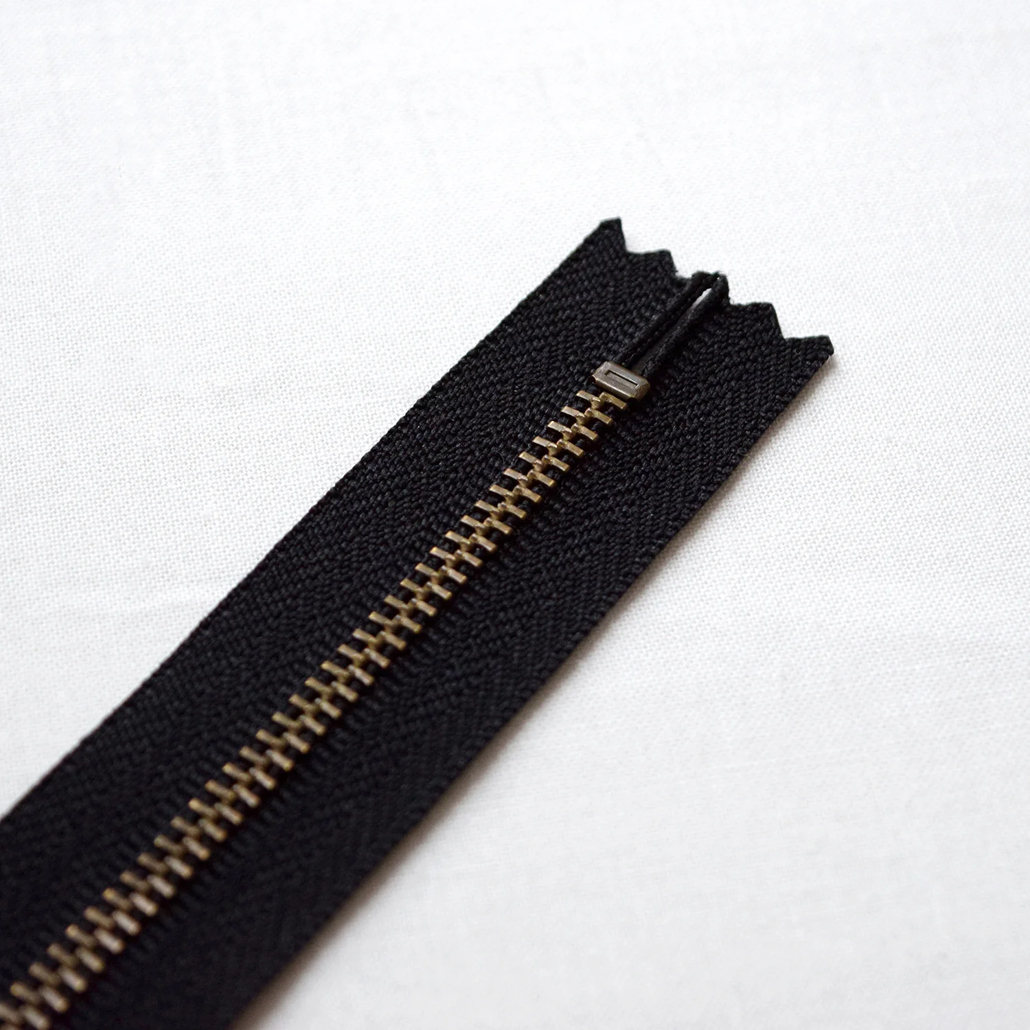 YKK Ball Chain Zippers 15CM - Image 4