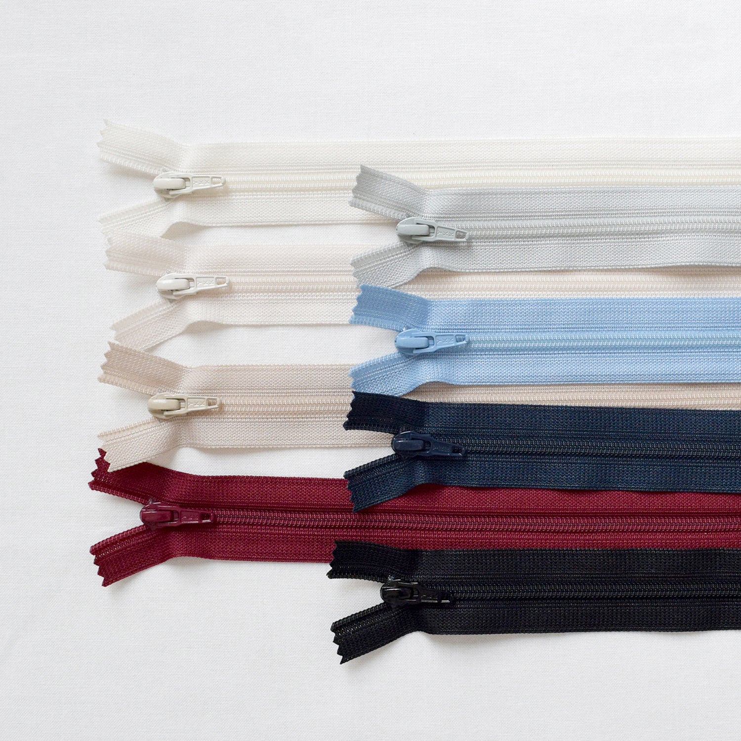 YKK Flat Knit Zippers 30CM
