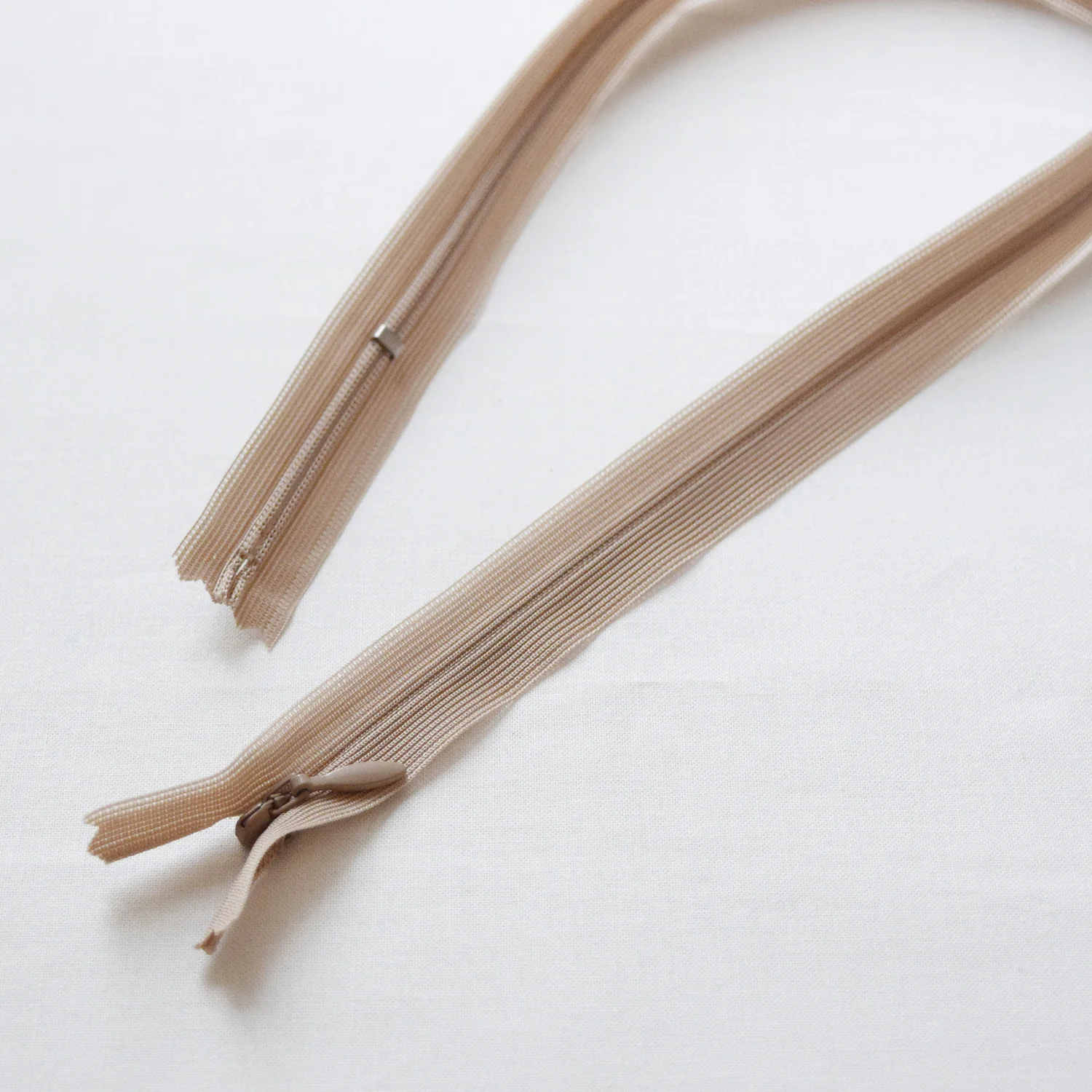 YKK Invisible Zippers 22CM - Image 2